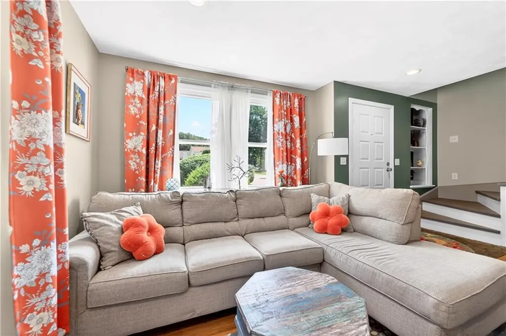 143 Oak Park Drive North Providence RI 02904