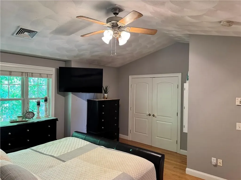 1 Santini Street North Providence RI 02904