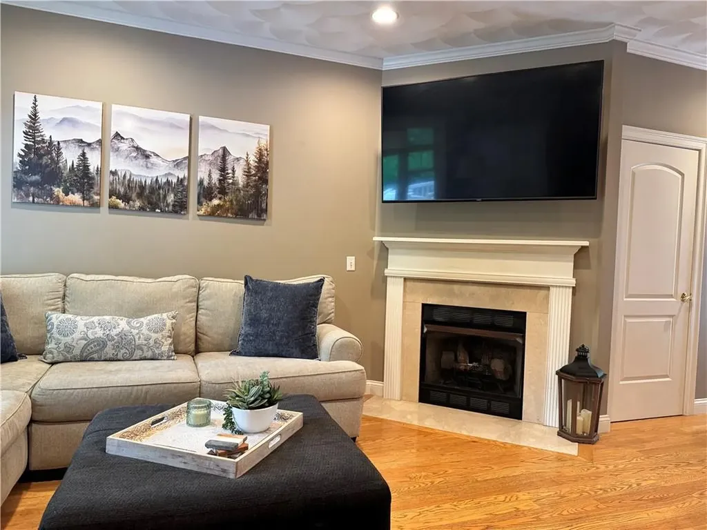 1 Santini Street North Providence RI 02904