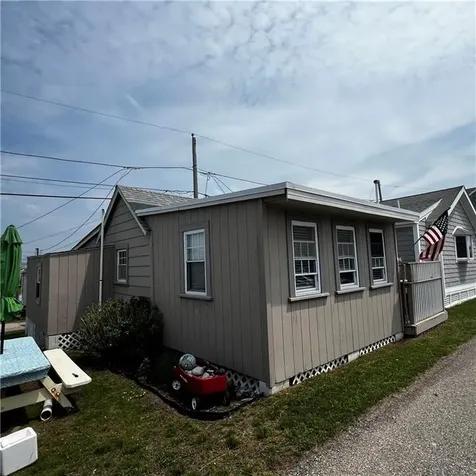 240 6w4 Cards Pond Road South Kingstown RI 02879