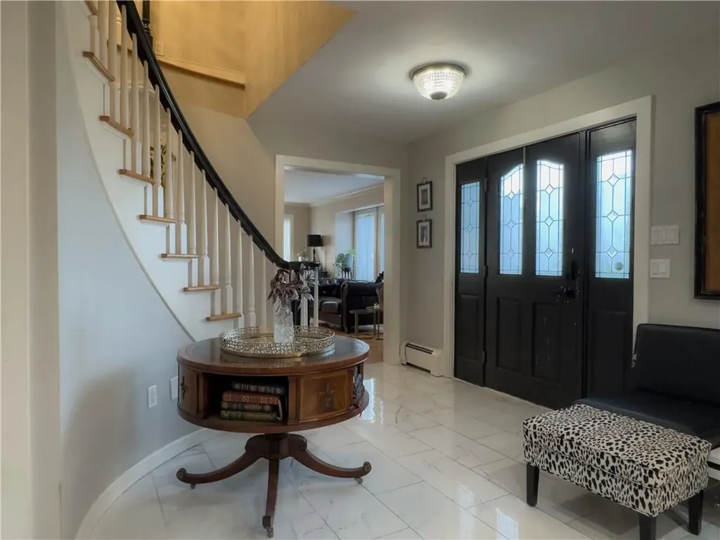 18 Ann Court Cranston RI 02921