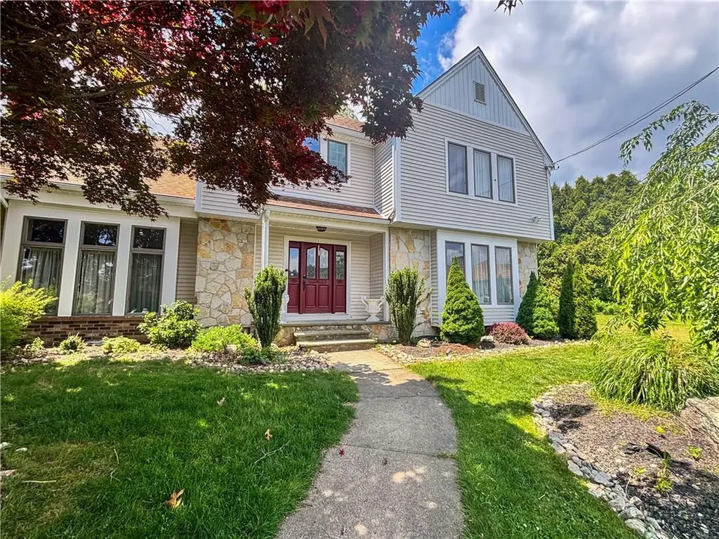 18 Ann Court Cranston RI 02921