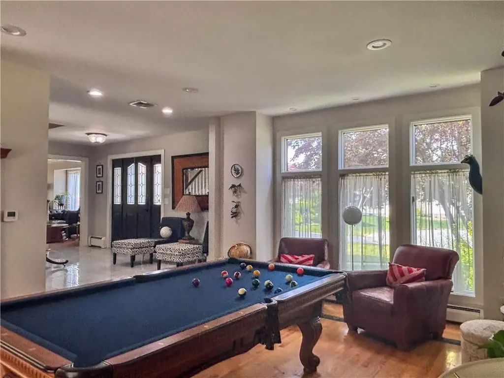 18 Ann Court Cranston RI 02921