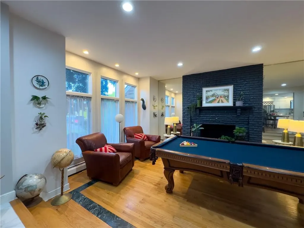 18 Ann Court Cranston RI 02921