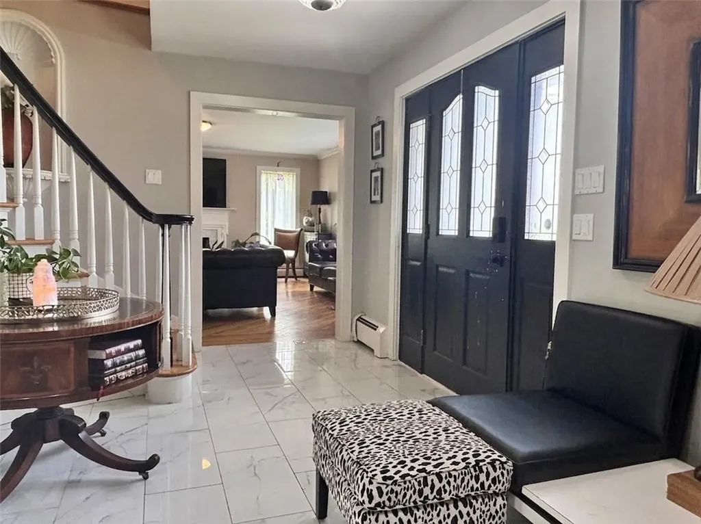 18 Ann Court Cranston RI 02921