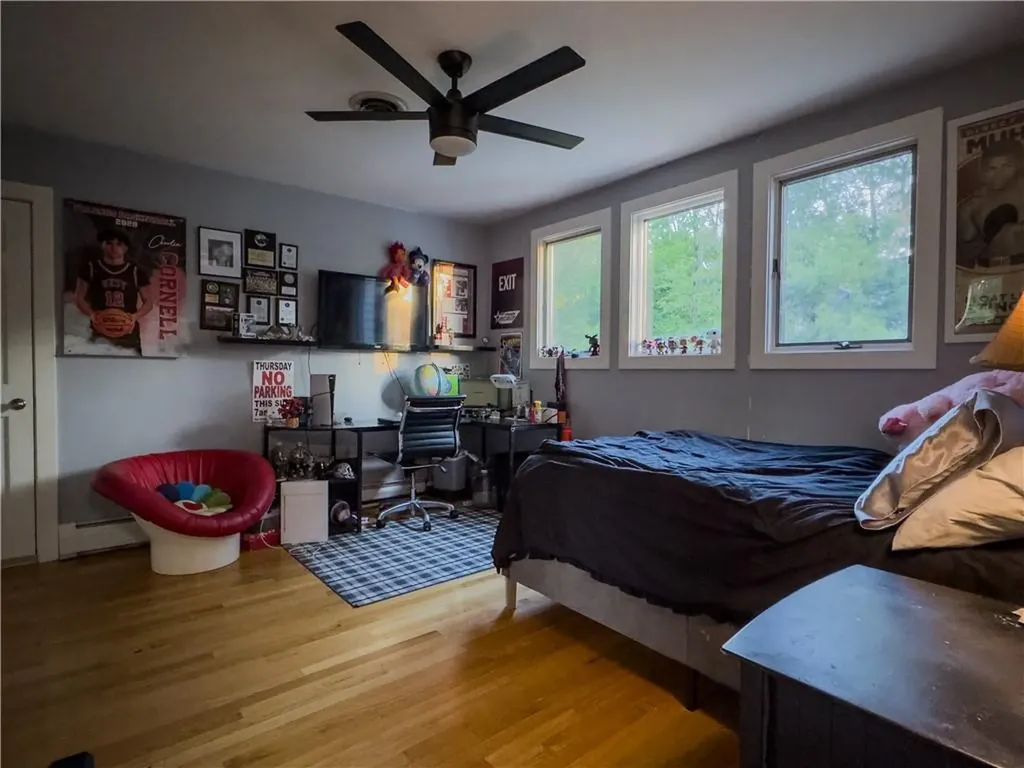 18 Ann Court Cranston RI 02921