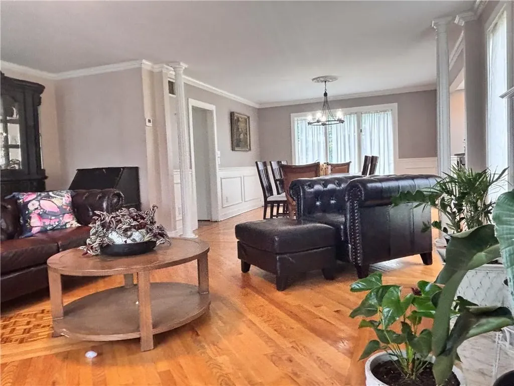18 Ann Court Cranston RI 02921