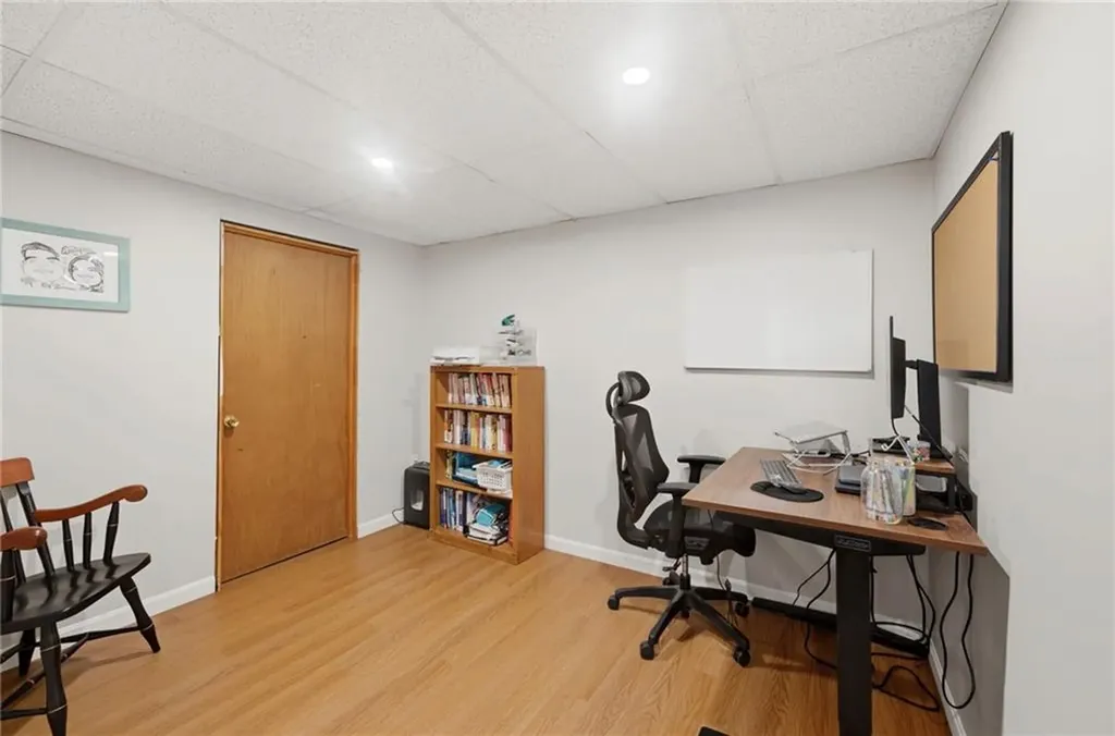 21 Portland Street Lincoln RI 02838
