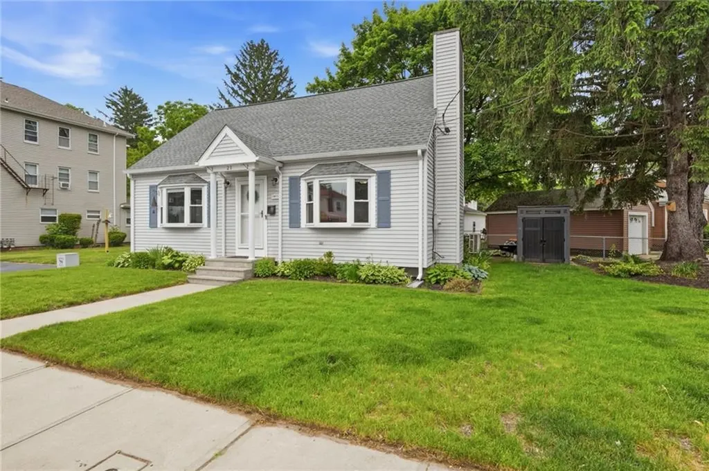21 Portland Street Lincoln RI 02838