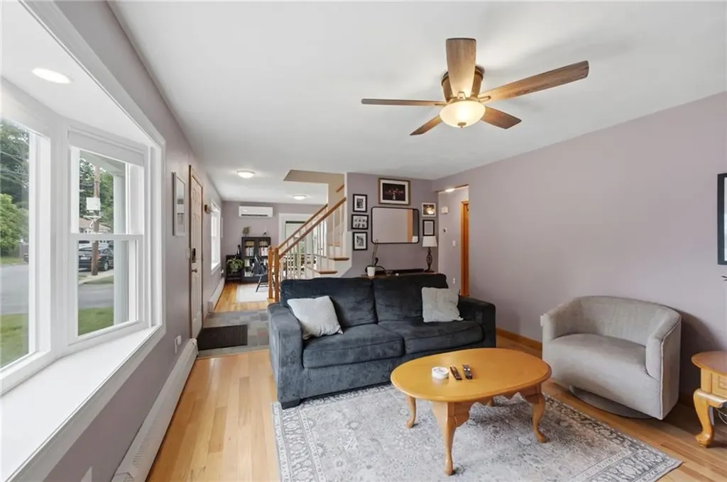 21 Portland Street Lincoln RI 02838