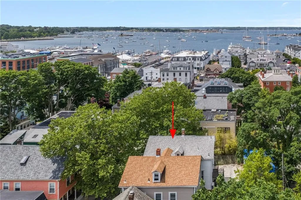 28 Young Street Newport RI 02840