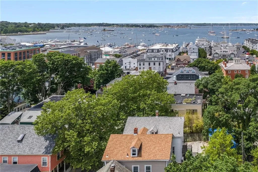 28 Young Street Newport RI 02840