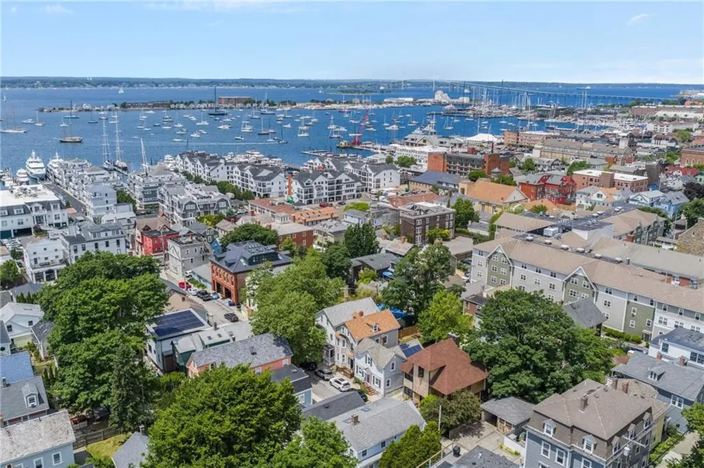 28 Young Street Newport RI 02840