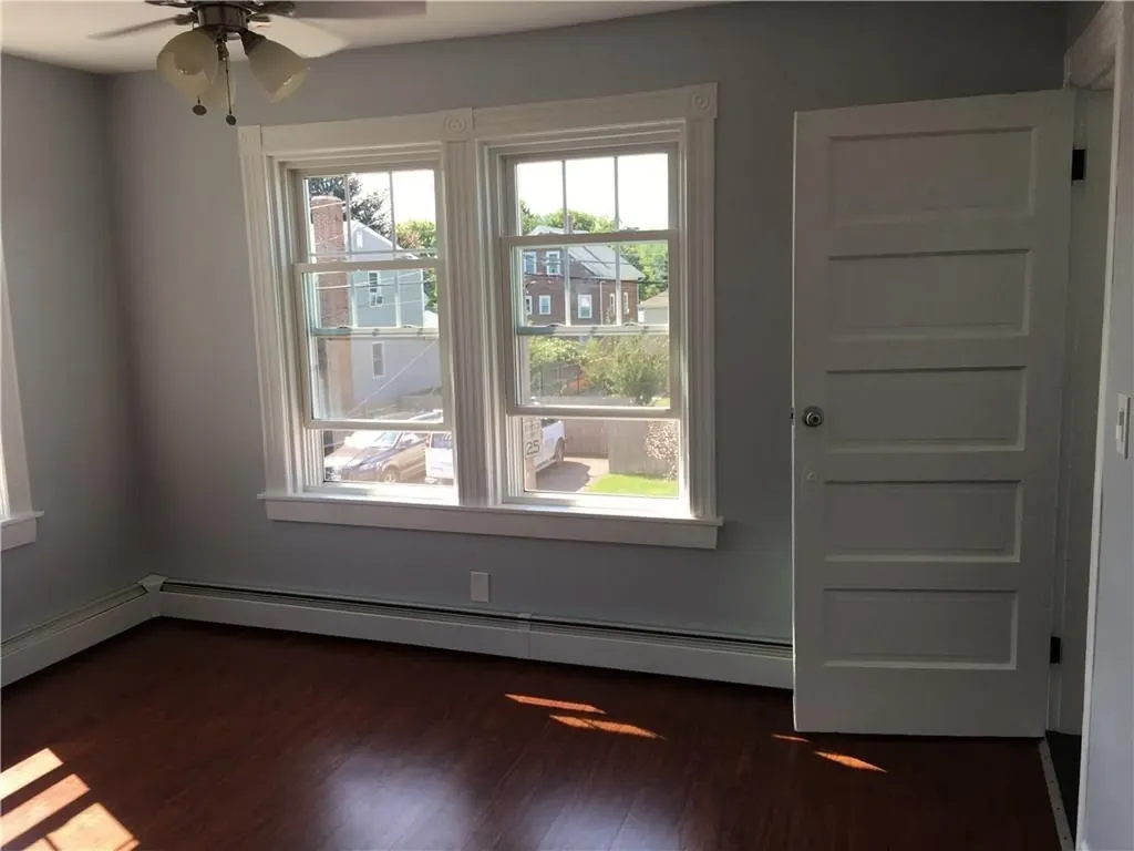 16 Hobson Avenue East Providence RI 02914