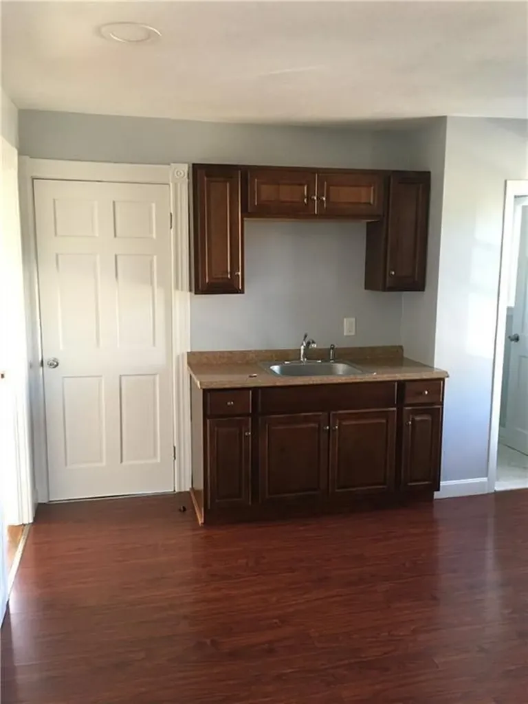 16 Hobson Avenue East Providence RI 02914