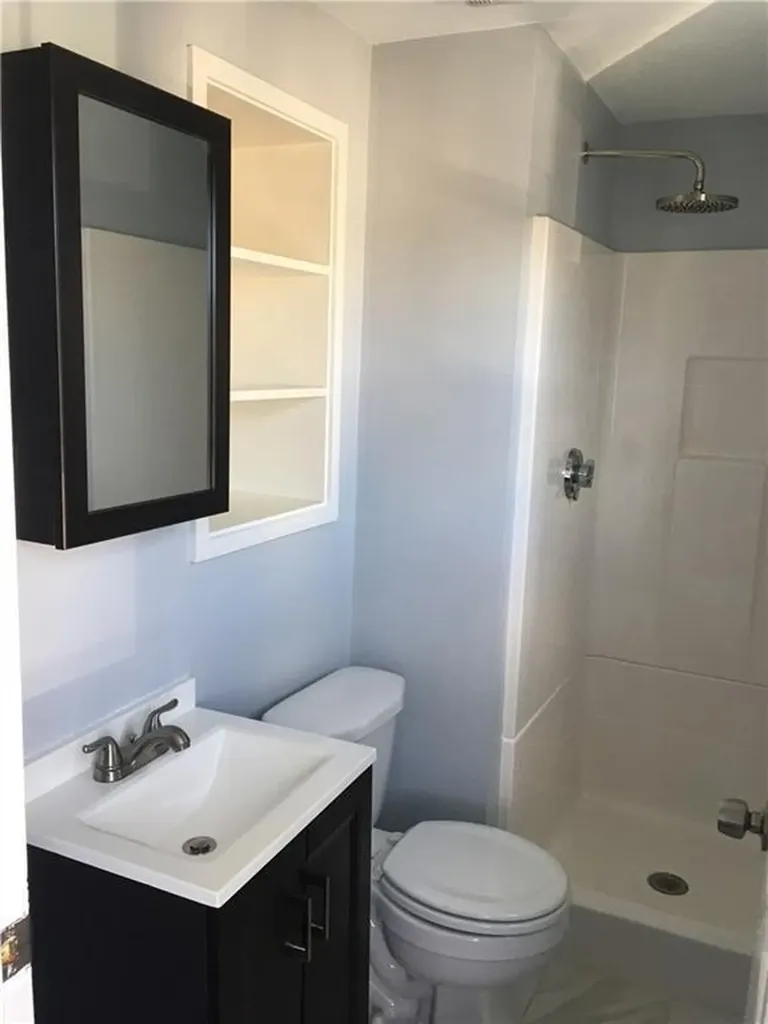 16 Hobson Avenue East Providence RI 02914