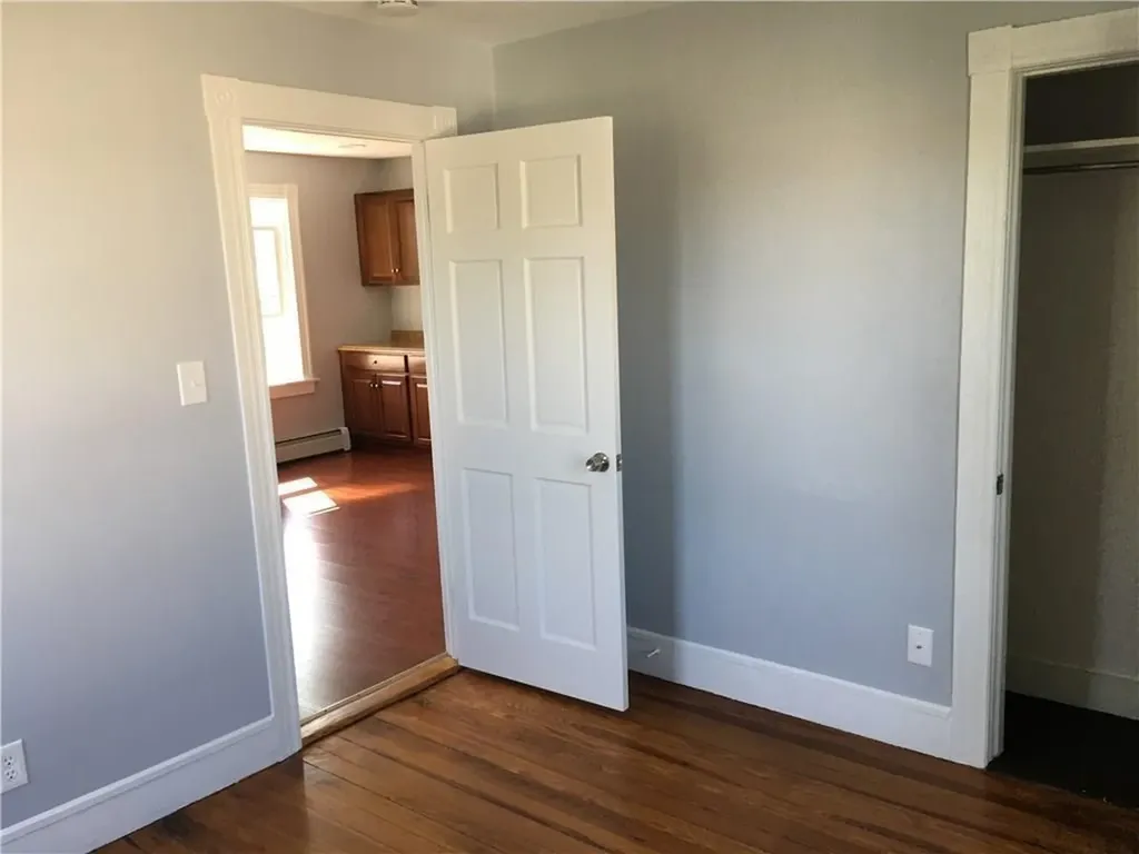 16 Hobson Avenue East Providence RI 02914