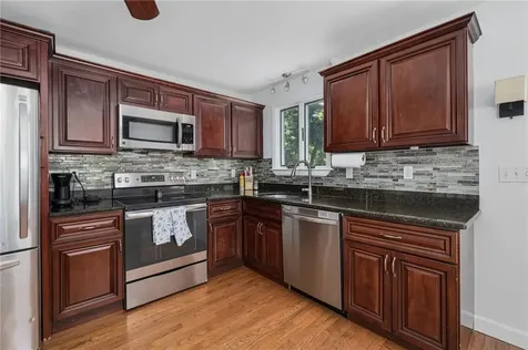 400 Crandall Road Tiverton RI 02878