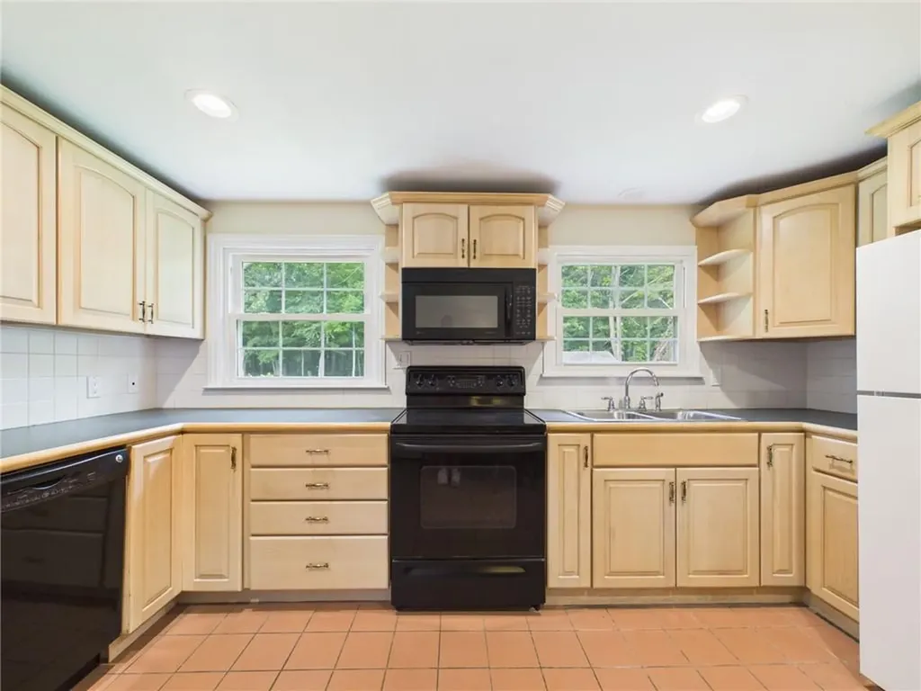 24 Sweet Fern Drive Cranston RI 02921