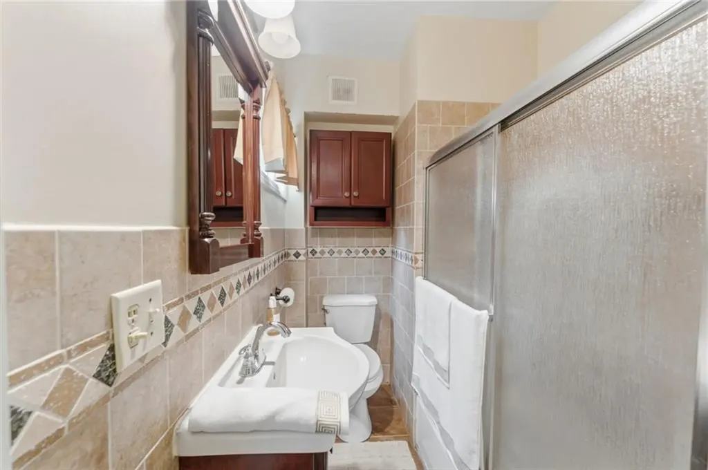 211 Woodbine Street Cranston RI 02910