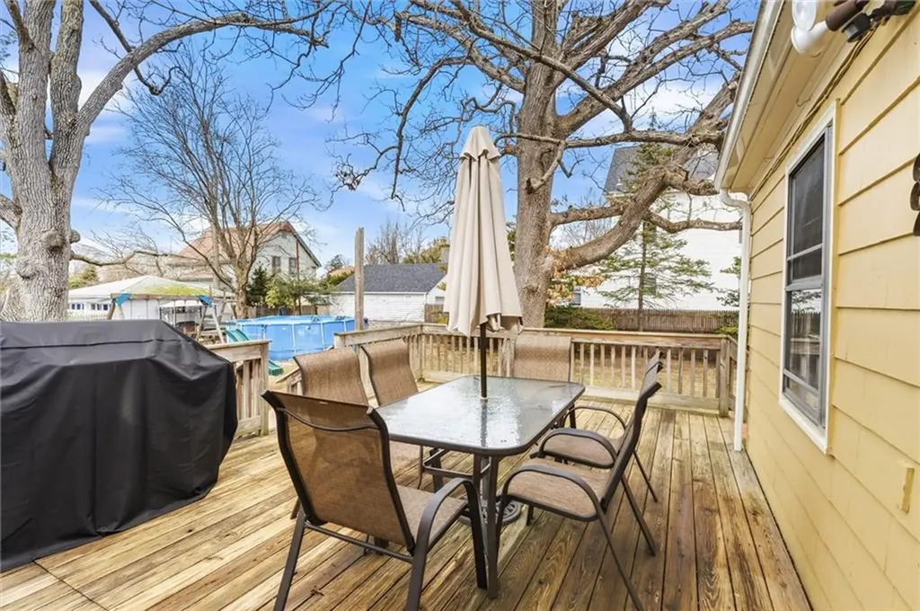 211 Woodbine Street Cranston RI 02910