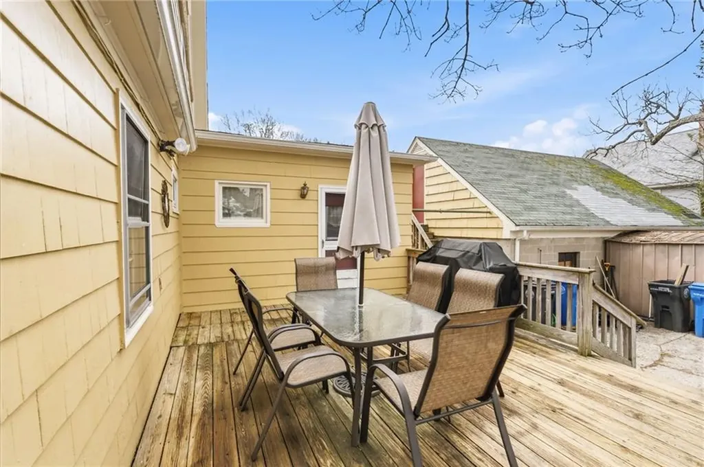 211 Woodbine Street Cranston RI 02910