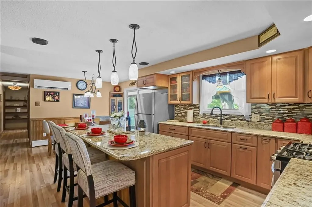 108 Sayles Hill Road North Smithfield RI 02896
