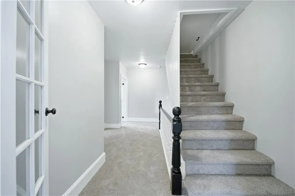 430 Cumberland Hill Road Woonsocket RI 02895
