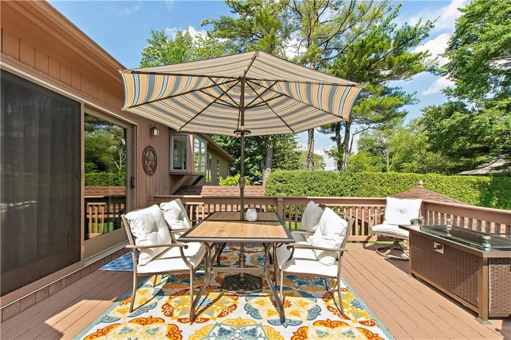 1164 Scituate Avenue Cranston RI 02921