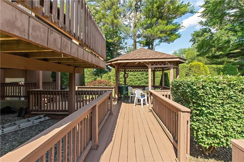 1164 Scituate Avenue Cranston RI 02921