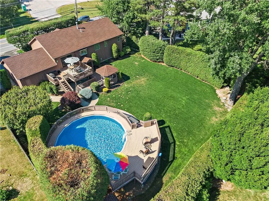 1164 Scituate Avenue Cranston RI 02921