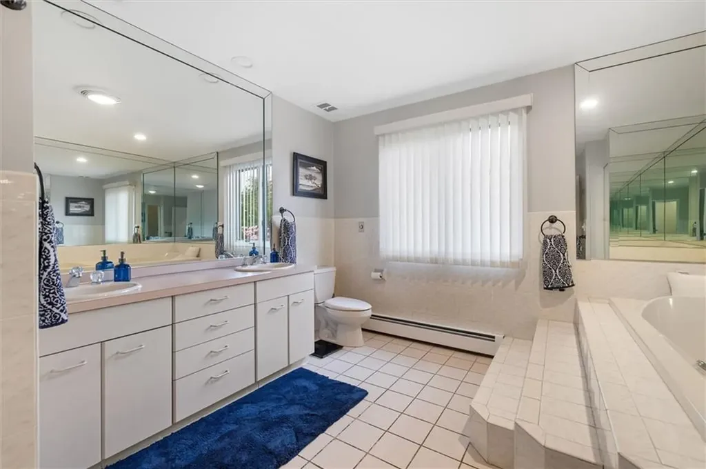 1164 Scituate Avenue Cranston RI 02921