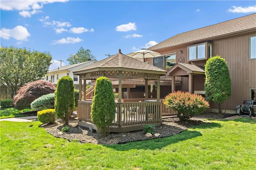 1164 Scituate Avenue Cranston RI 02921