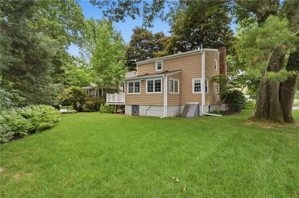 10 Sprague Street Cumberland RI 02864