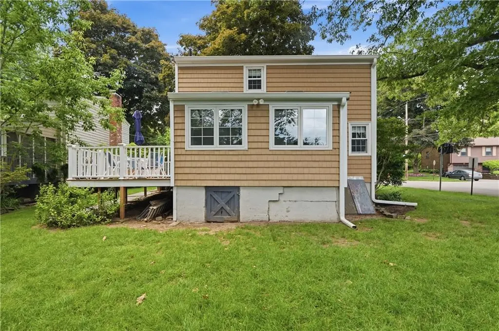 10 Sprague Street Cumberland RI 02864