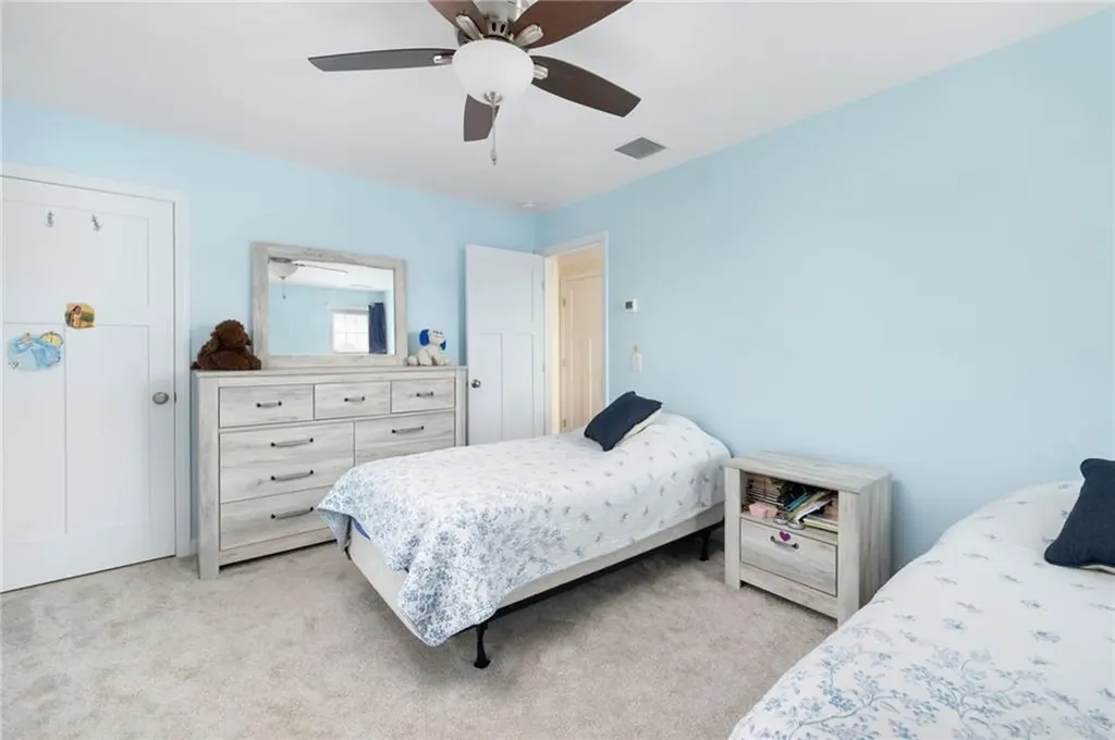 40 Lakeworth Avenue Narragansett RI 02882