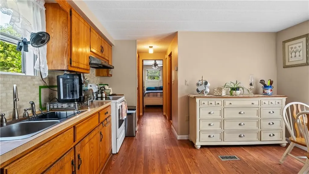 465 57 Gardiner Road Richmond RI 02892