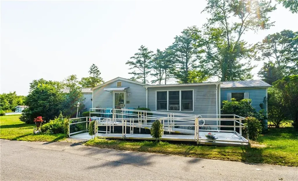465 57 Gardiner Road Richmond RI 02892
