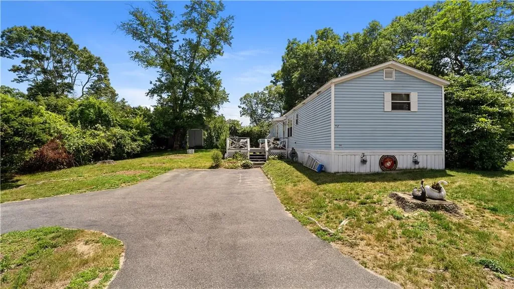 465 57 Gardiner Road Richmond RI 02892