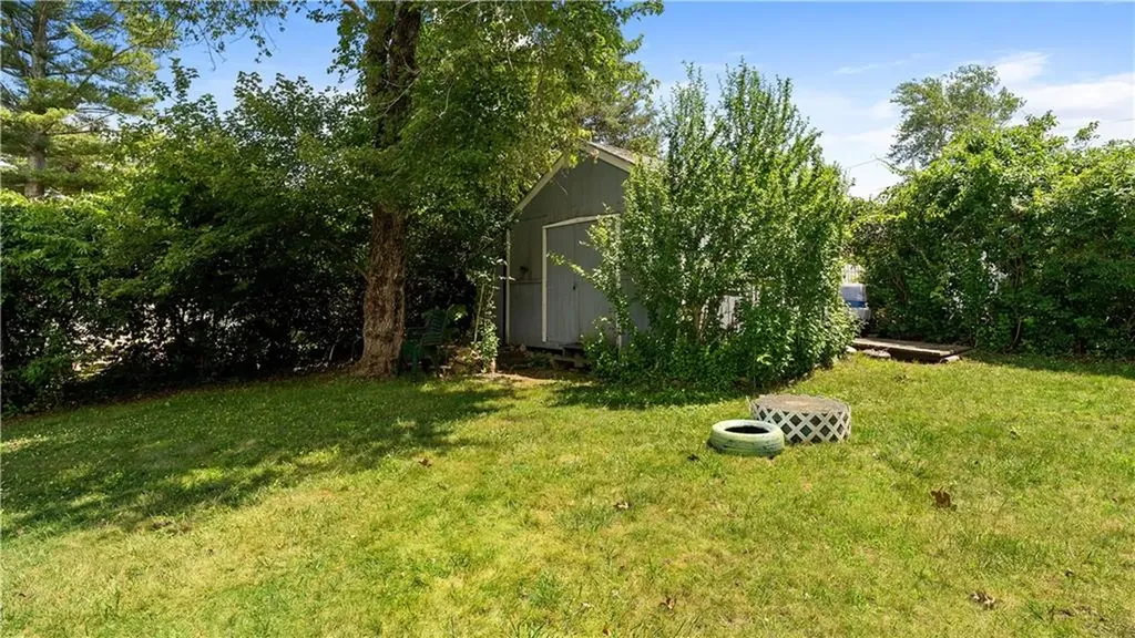 465 57 Gardiner Road Richmond RI 02892
