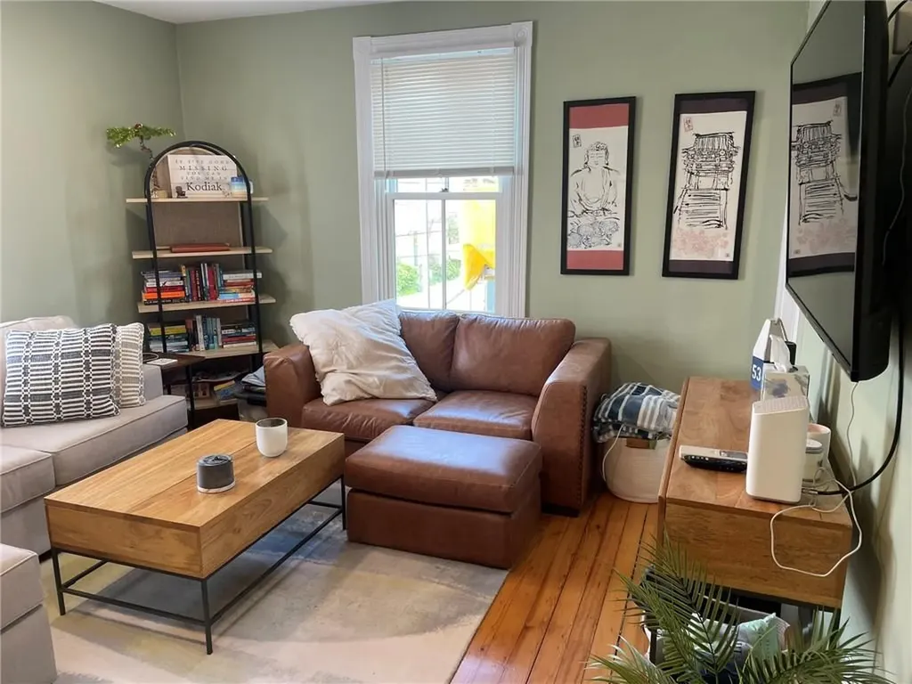 35 Elm Street Newport RI 02840