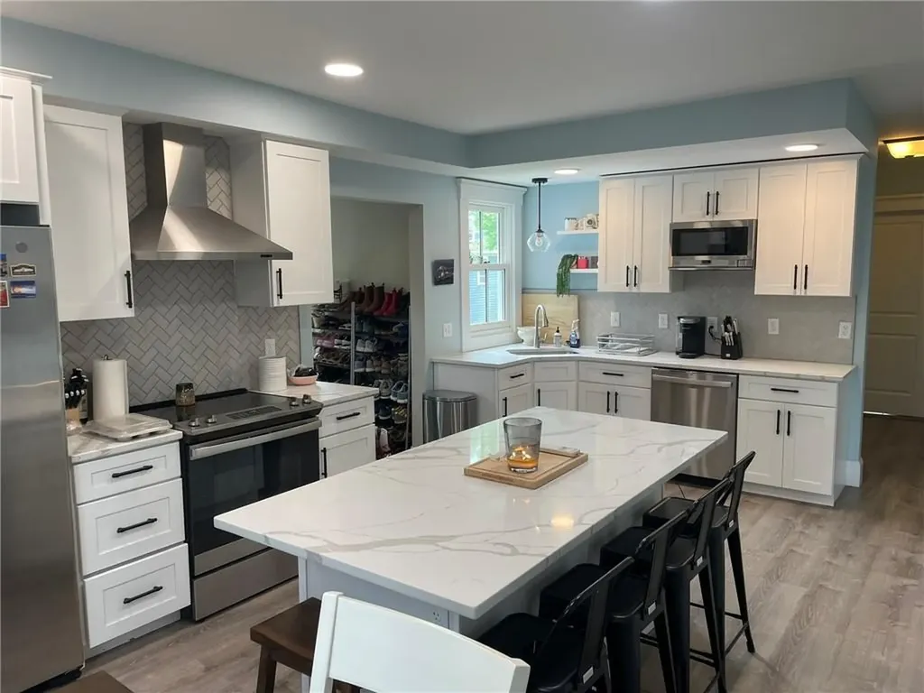 35 Elm Street Newport RI 02840