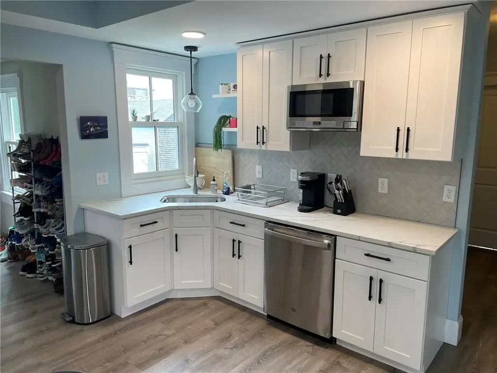 35 Elm Street Newport RI 02840
