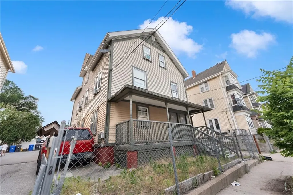 113 Summer Street Central Falls RI 02863