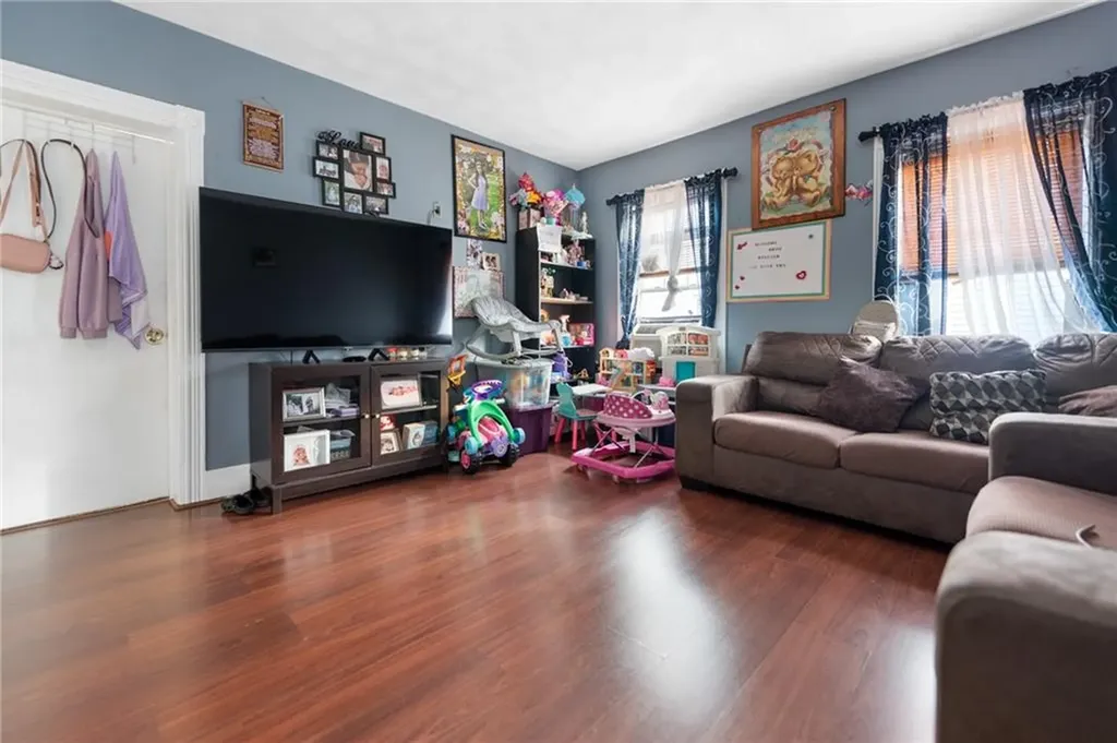 113 Summer Street Central Falls RI 02863