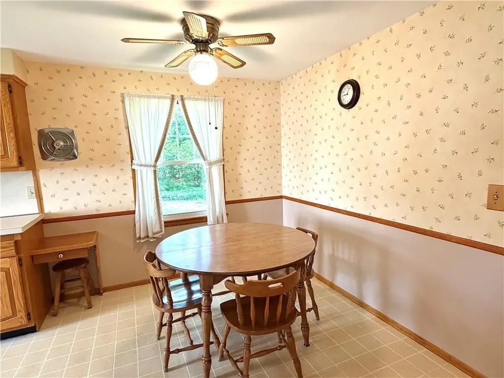 83 Crestwood Court Cumberland RI 02864