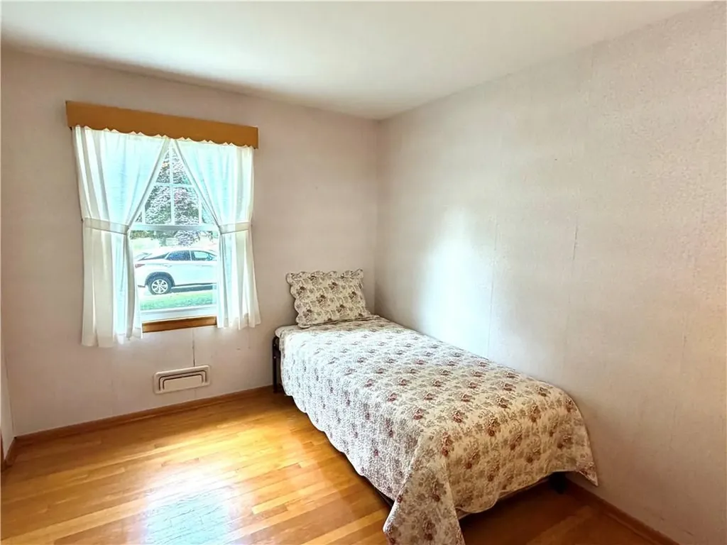 83 Crestwood Court Cumberland RI 02864