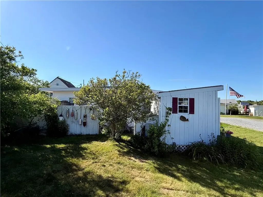 659 C Succotash Road South Kingstown RI 02879