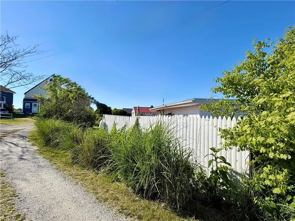 659 C Succotash Road South Kingstown RI 02879