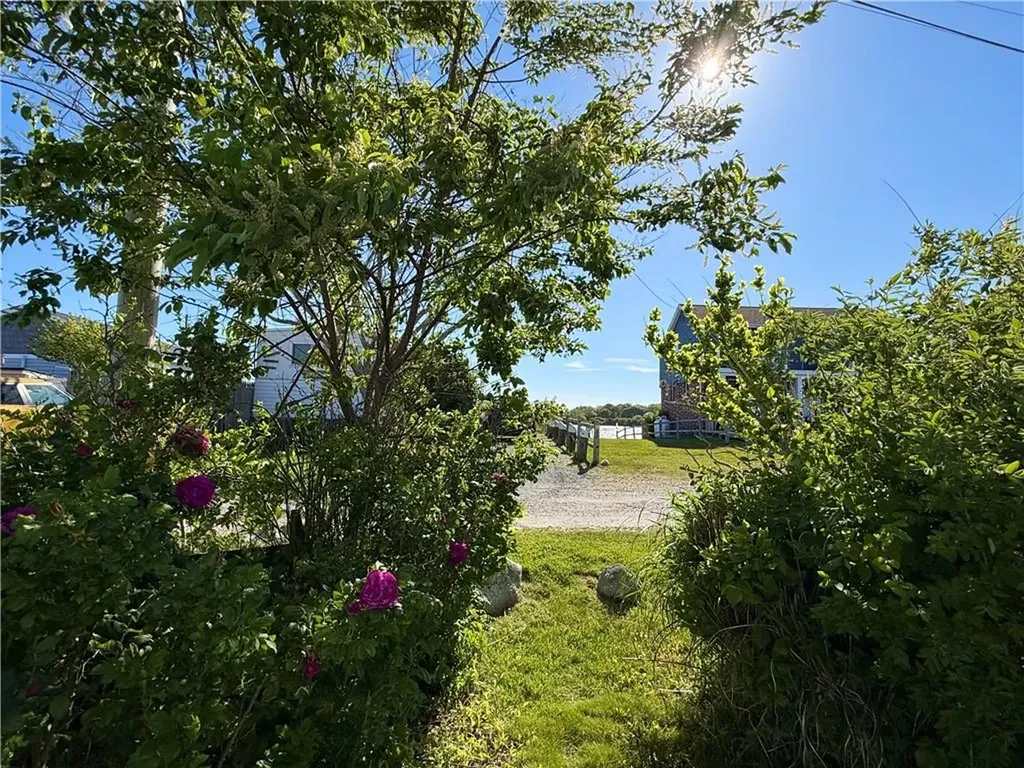 659 C Succotash Road South Kingstown RI 02879